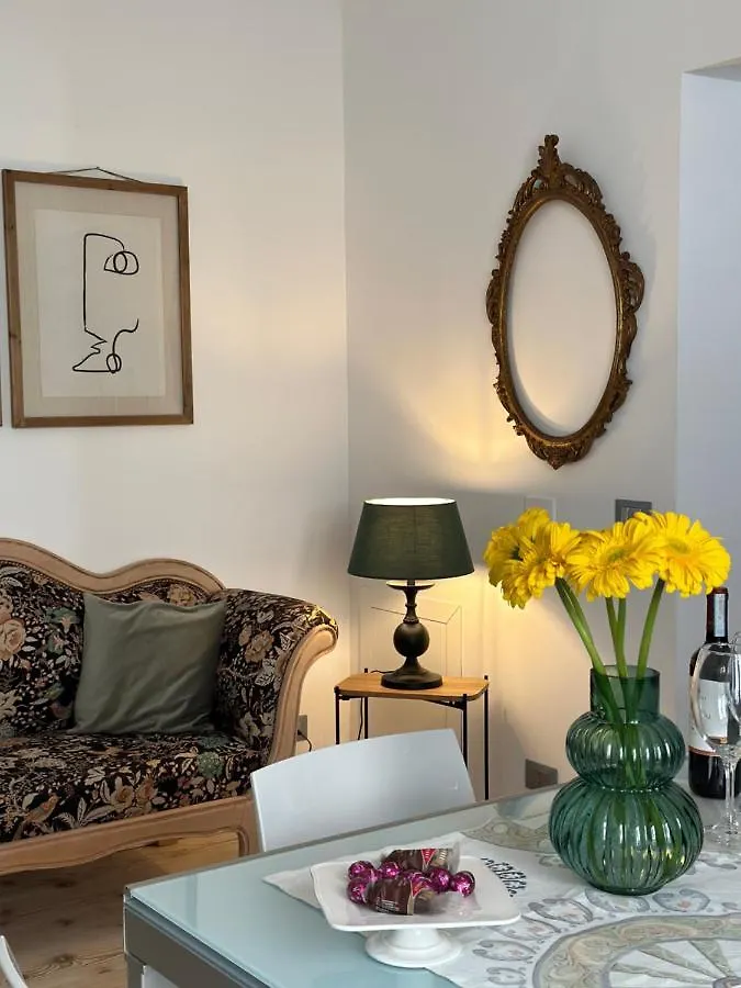 Apartment Maison Opera Palermo Italy