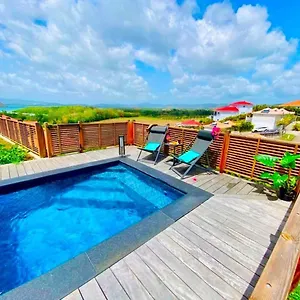  Villa Passion Cannelle De Standing Avec Sa Piscine Vue Martinique